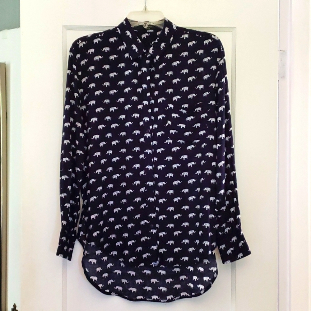 Blouse with elephant print